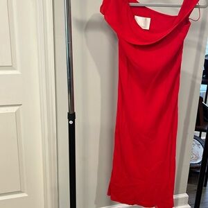 VERA WANG Holiday red dress